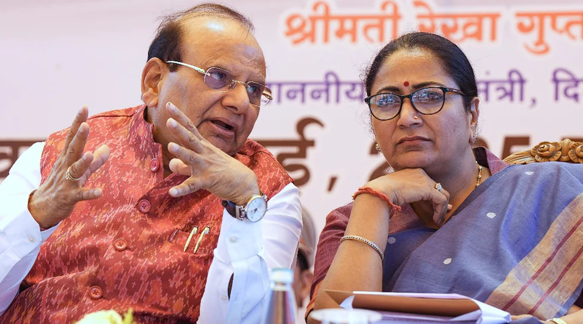 Rekha gupta with LG Delhi on bcr news