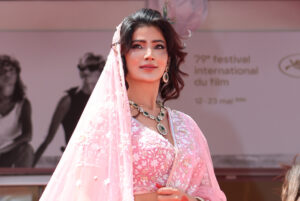 _Bigg Boss 17 fame Soniya Bansal Makes Striking Debut in Radha Rani-Inspired Ensemble, Blends Spirituality with Couture Elegance (3)